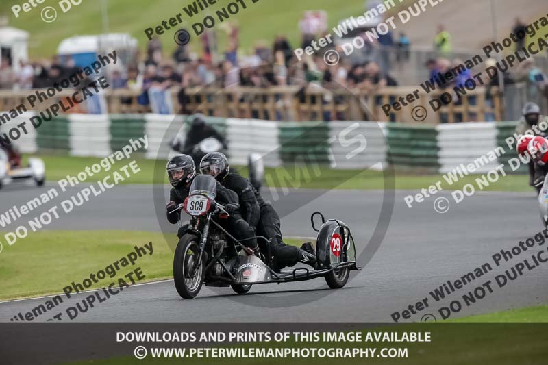 Vintage motorcycle club;eventdigitalimages;mallory park;mallory park trackday photographs;no limits trackdays;peter wileman photography;trackday digital images;trackday photos;vmcc festival 1000 bikes photographs